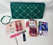 Beauty Set Luxus Marken Kosmetik Beauty Make Up Proben Geschenk Kalender uvm 12