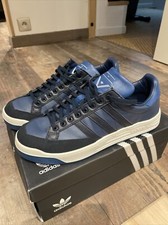 Adidas Bergsteigerplatz weiß