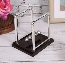 Newton Kugelstoßpendel Kugelpendel Pendel Deko Kugelspiel Newton-Wiege