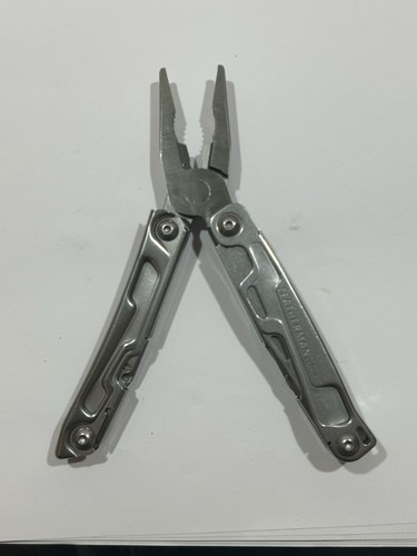 Leatherman rew multitool - rew,