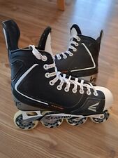 HOCKEY SKATES