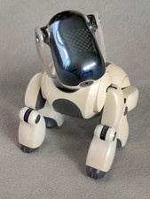 AIBO ERS-7 -der erste
