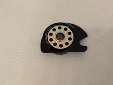 Spulenkapsel und Metallspule Universal von Nähmaschine Singer 8605