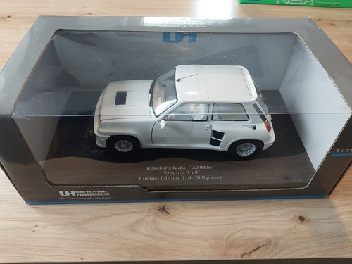 Universal hobbies renault - hobbies, 1/18