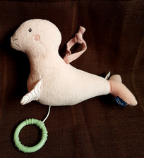 FEHN by DM Spieluhr rosa ROBBE SEEHUND ? Melodie: ?? s.Video ?