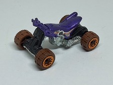 Quad  - Nummer 8   von Hot