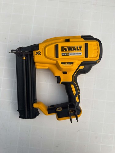 Dewalt 18v akku - 18v, mit