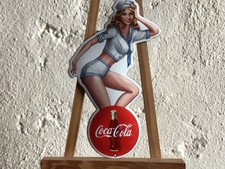 Pin Up Girl  Coca Cola Vintage Reklame Schild  Emaile
