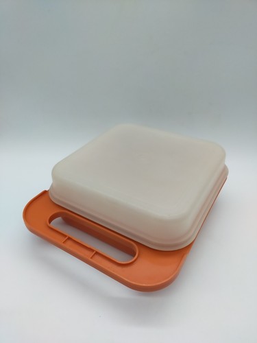 Tupperware retro lunchbox - retro,