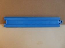 Thomas und seine Freunde Eisenbahngleis Gerade L= 21,5cm  Spurweite ca. 3cm