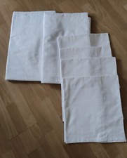 Altes weißes Bettwäsche-Set