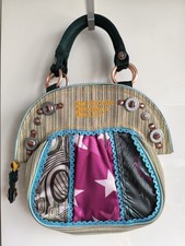 GGL George Gina Lucy Western