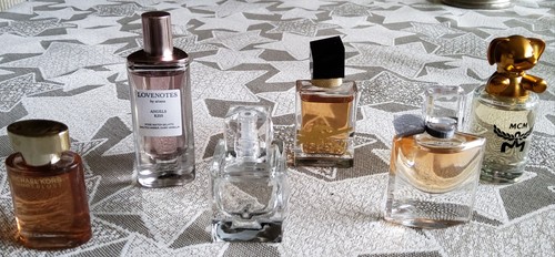 Neu sechs parfum minis - neu!,