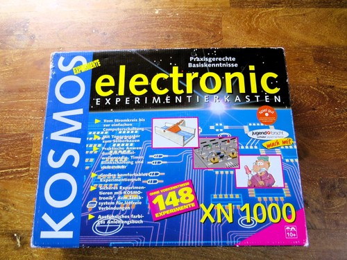 Konvolut kosmos - ,