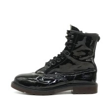 Dockers by Gerli Herren