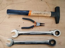 Werkzeug Konvolut Garant Hammer  21,22 Ratschen Gabelschlüssel Zange 