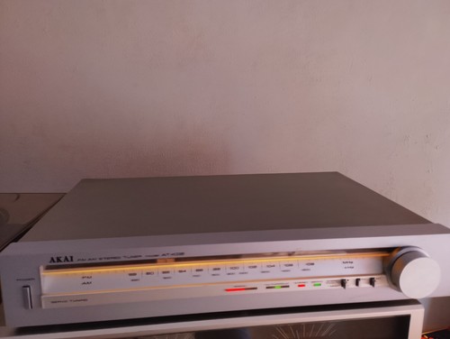Akai k02 stereo tuner - fm,