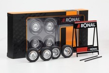 1:18 IXO 4 Felgen Radsatz Ronal Set / Felge ca 23 mm silber / ca 34 mm mit Reife