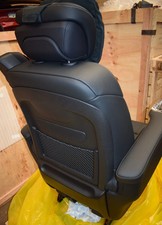 2x Genuine Mercedes w447