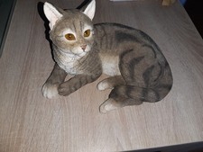 Katze liegend, Original