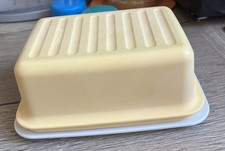 Tupperware Butterschatz