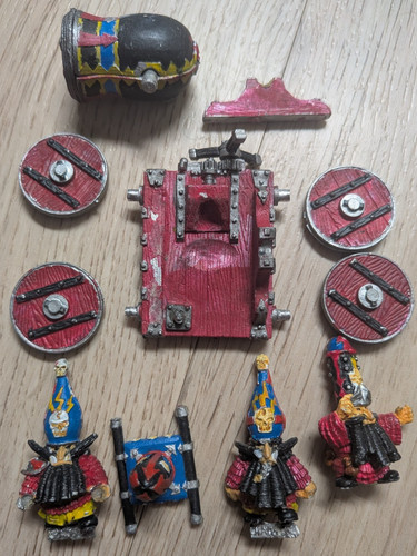 Warhammer chaos dwarfs - warhammer,