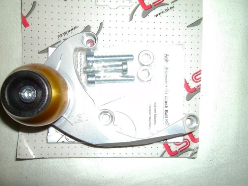Triumph 675 crash ball - triumph,