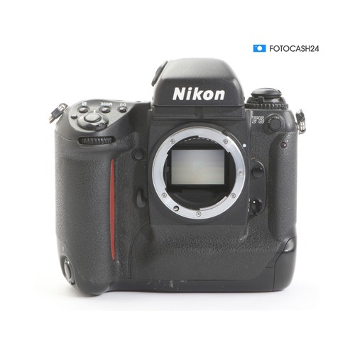 Nikon sehr gut - sehr,