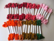 36 x Stickgarn, je 9 m