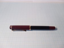 PELIKAN Füller Rot/schwarz M