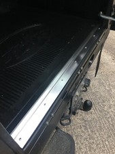 Edelstahl Hecktür Teppich