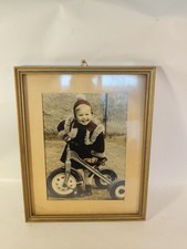 DDR Bild Foto Liliput Dreirad Tretauto Roller Kettcar Mädchen um 1960