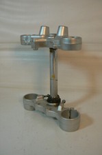 KTM 950 SM Supermoto LC8, Gabelbrücke oben und unten