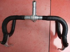 Französischer Alu Rennrad Lenker mit Pivo Vorbau Mafac Bremshebel