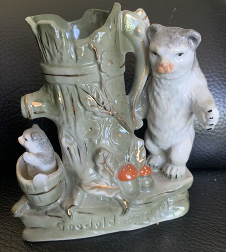Momma and baby bear - and, ziervase