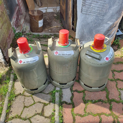 Propan gasflaschen aus - 3x, propan-gasflaschen/