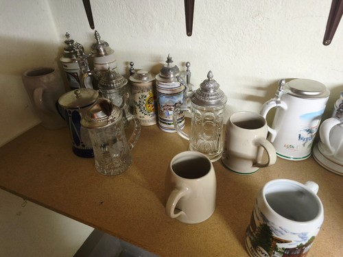 Große sammlung bierkrüge und - sammlung,