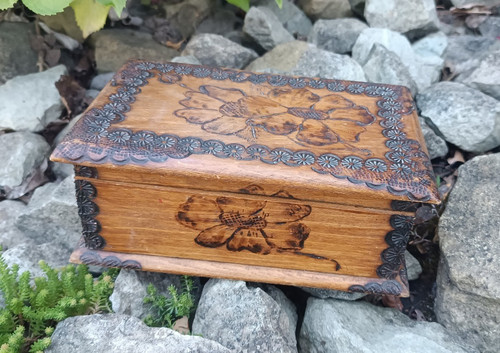Holzkiste mit deckel - holzkiste,