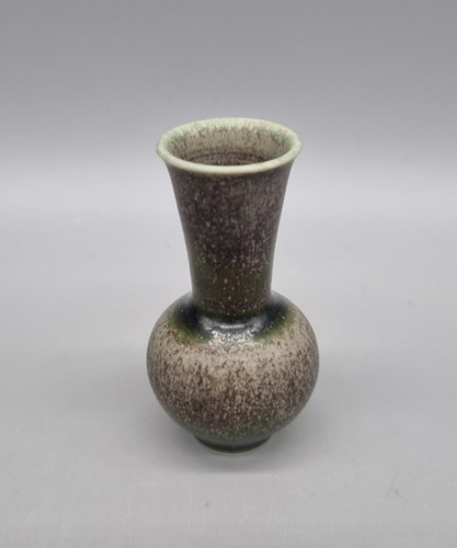 Eine yuta segawa - yuta,