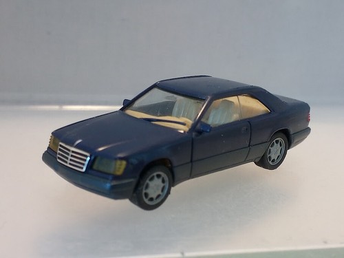 Mercedes 320 coupe - e,
