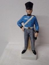Schöne Porzellanfigur Soldat Dragoner Unteroffizier handbemalt 22cm hoch