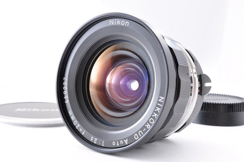 Fast neuwertig nikon - [fast, neuwertig]