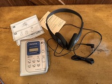 Aiwa TX427 AM/FM Radio