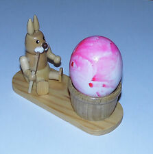 Eierbecher mit Osterhase, Kunstgewerbe aus Holz (ohne Ei)   (E1)