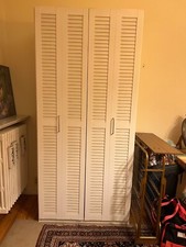 Weißer Falttürenschrank, gebraucht, guter Zustand