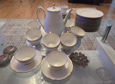 Großes Marken Porzellan