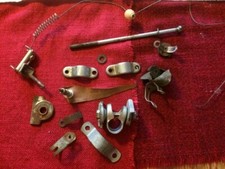 Sammler Original Fahrrad Zubehör alt, Katzenaugen und Schrauben,Schellen etc.