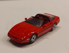 PCX 870316 Chevrolet Corvette C4 offen mit Targadach BJ 1984 Rot OVP