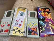 2 RETRO HANDSPIELE POP IN ONE