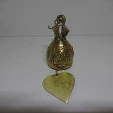 Kleine Glocke mit Herz aus